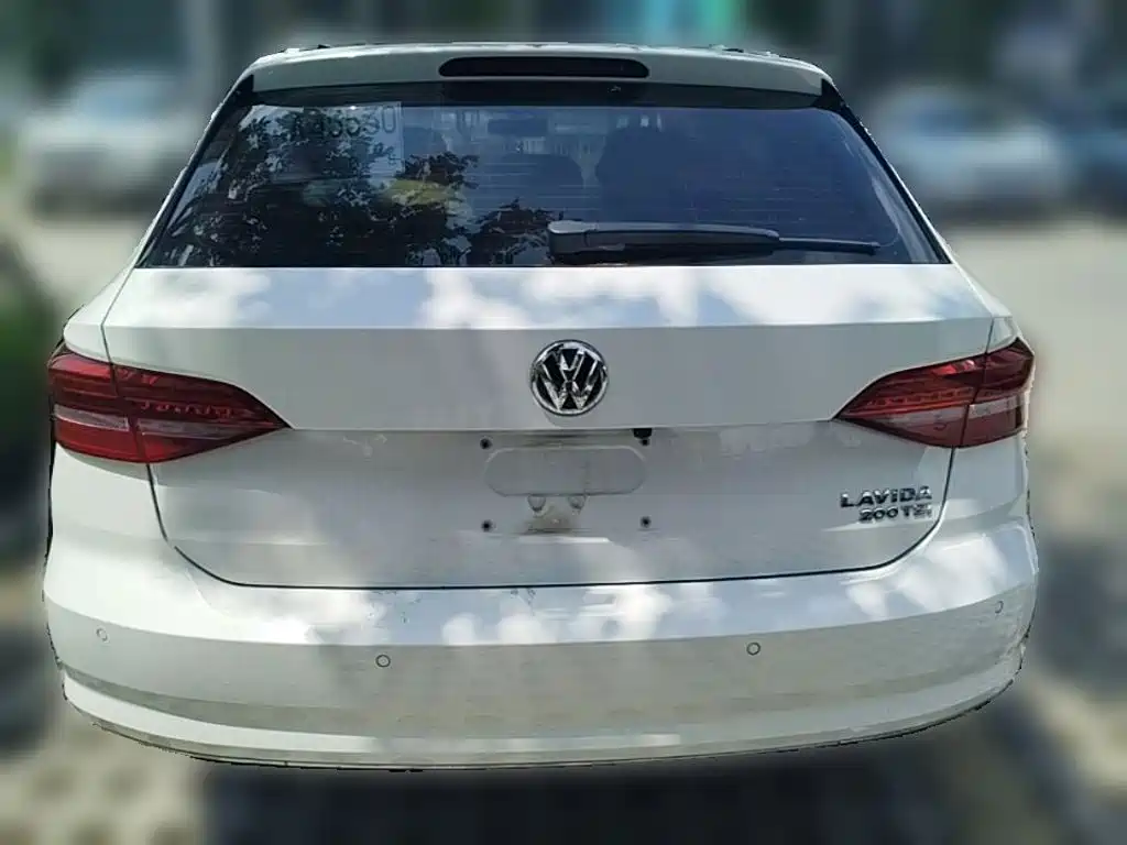 Volkswagen Lavida — миниатюра 10