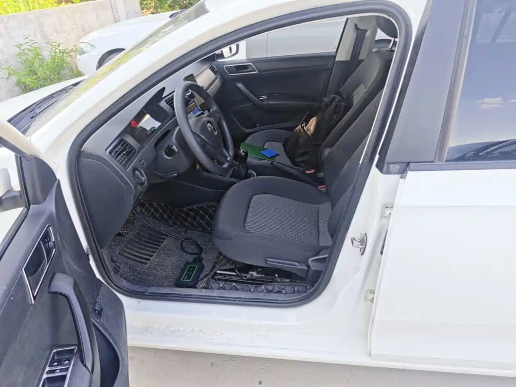 Volkswagen Santana — миниатюра 15