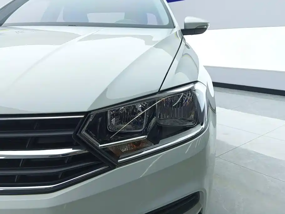 Volkswagen Bora — миниатюра 5