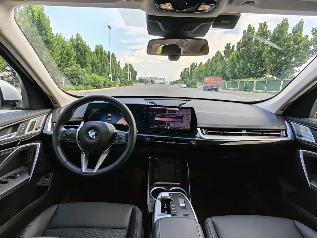 BMW X1 — миниатюра 6