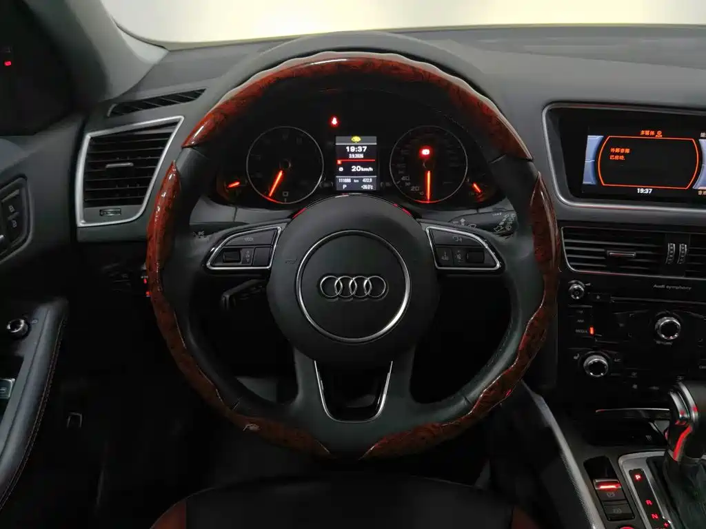 Audi Q5 — миниатюра 11