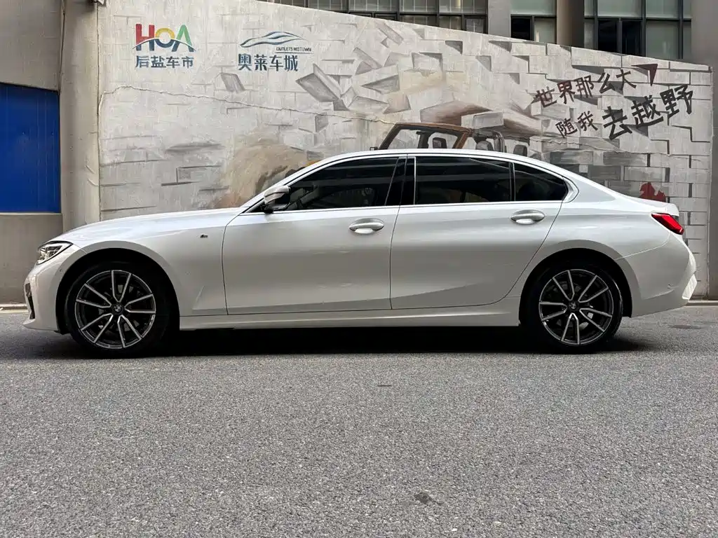 BMW 3 Series — миниатюра 3
