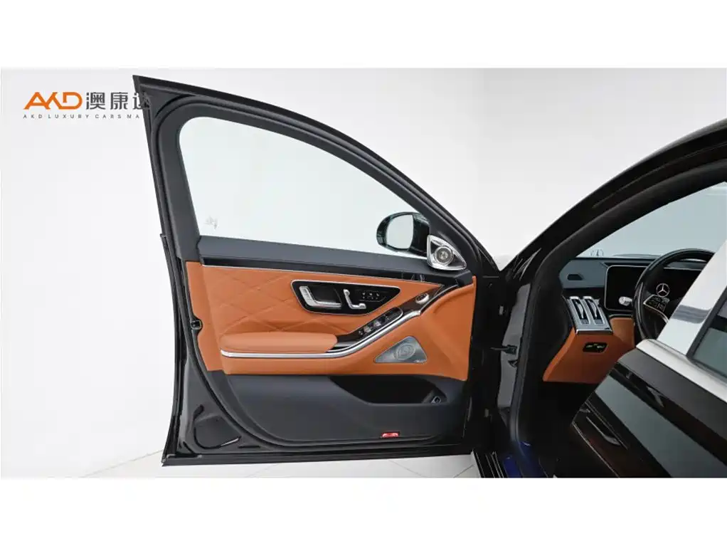 Mercedes-Benz S-Class — миниатюра 10