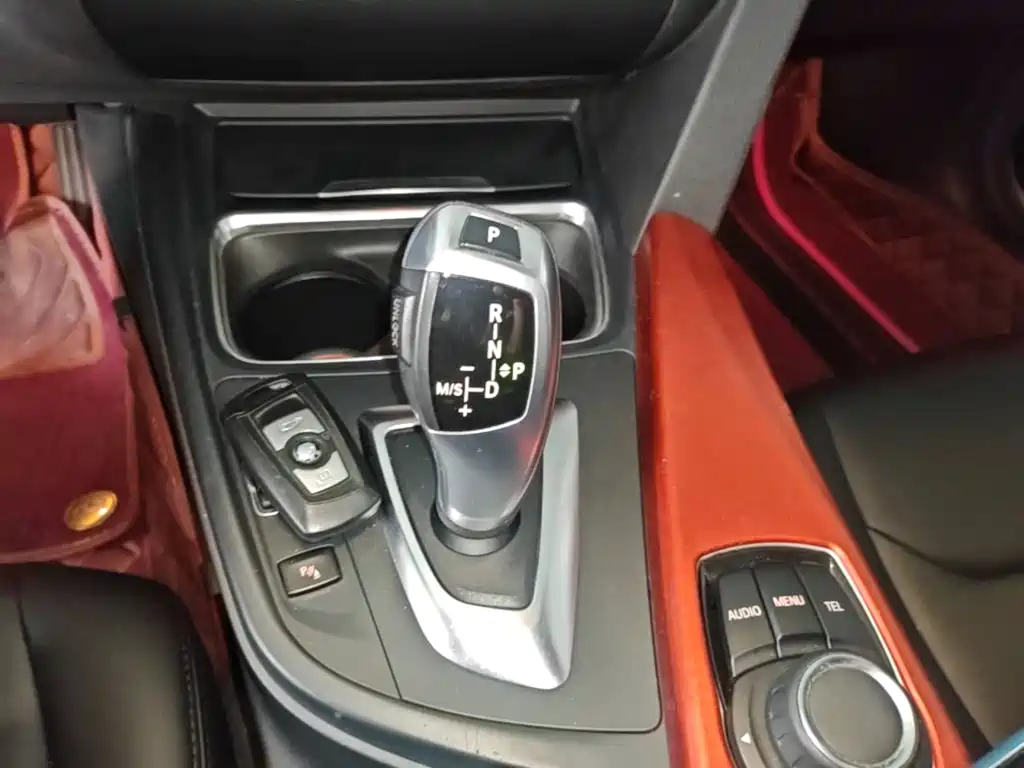 BMW 3 Series — миниатюра 14
