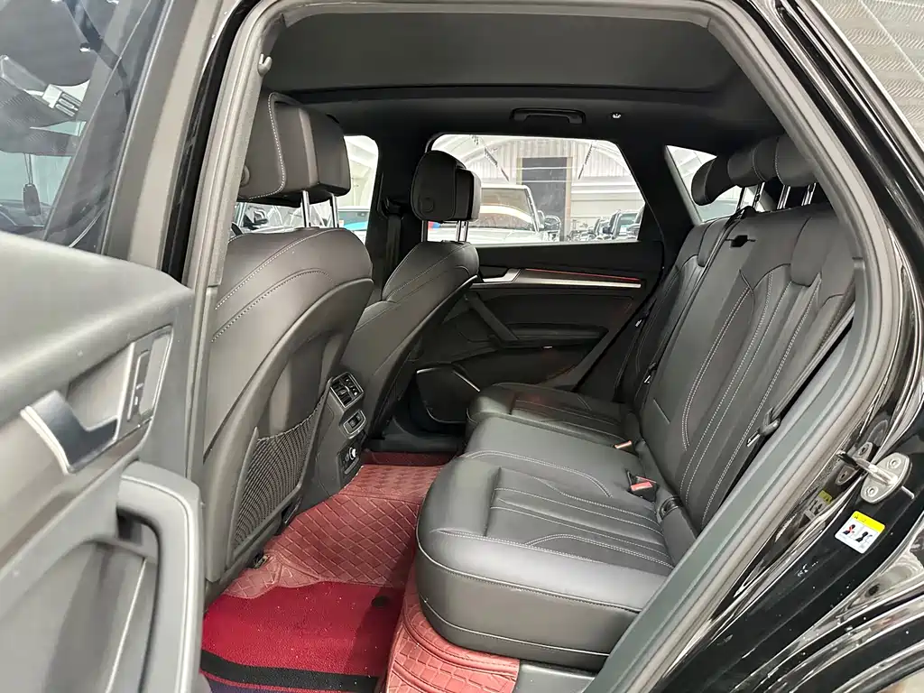 Audi Q5L — миниатюра 21