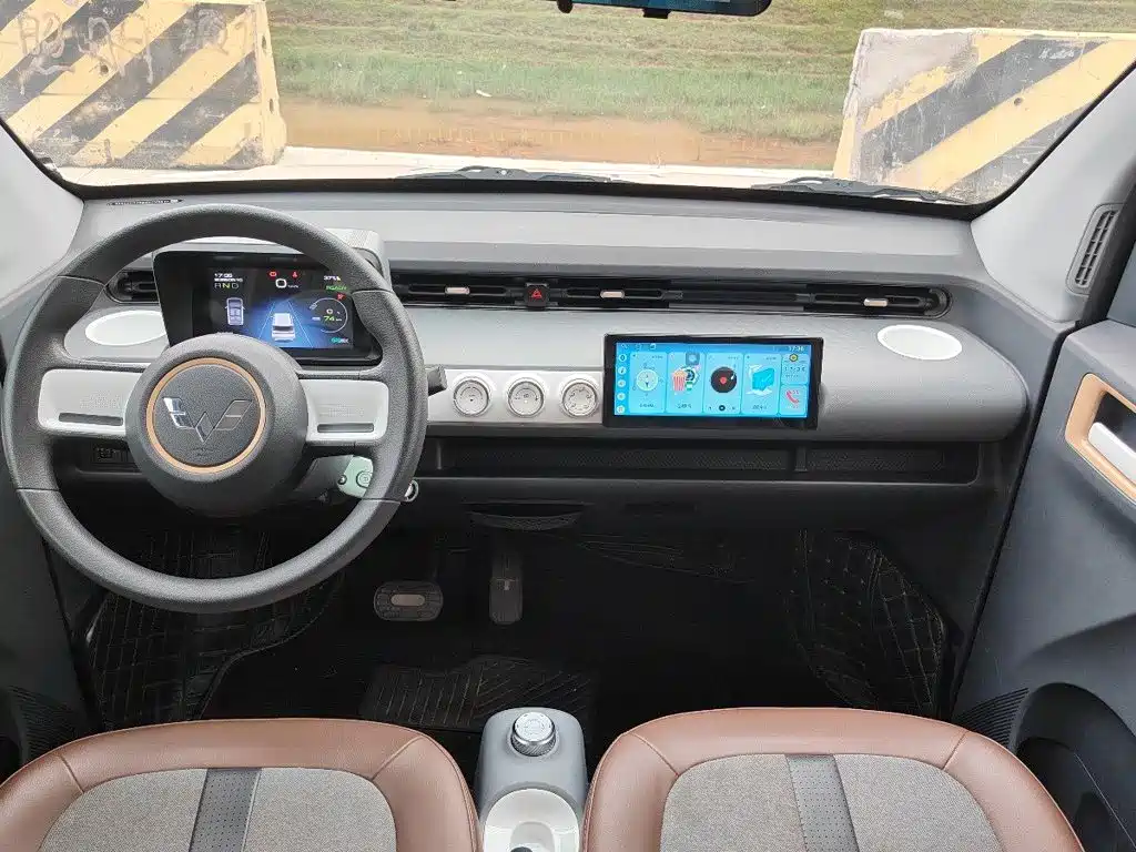 Wuling MINIEV — миниатюра 3