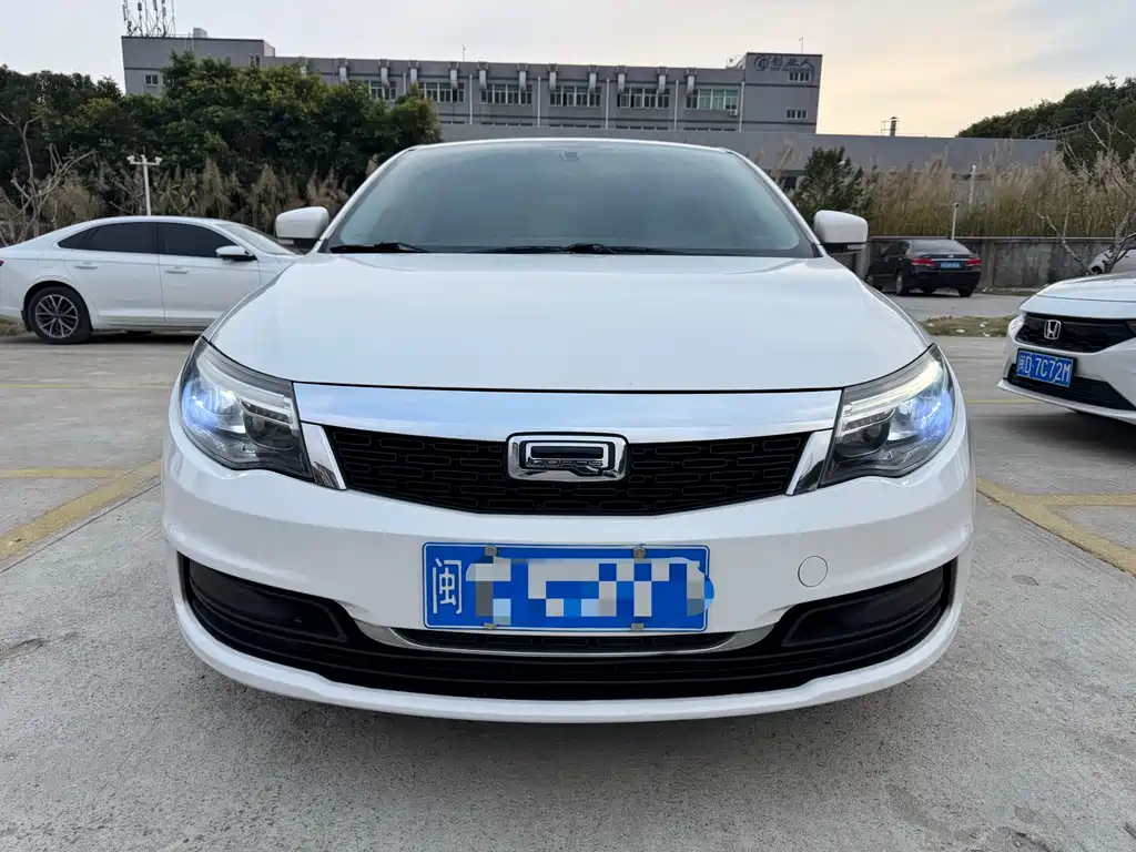 QOROS 3