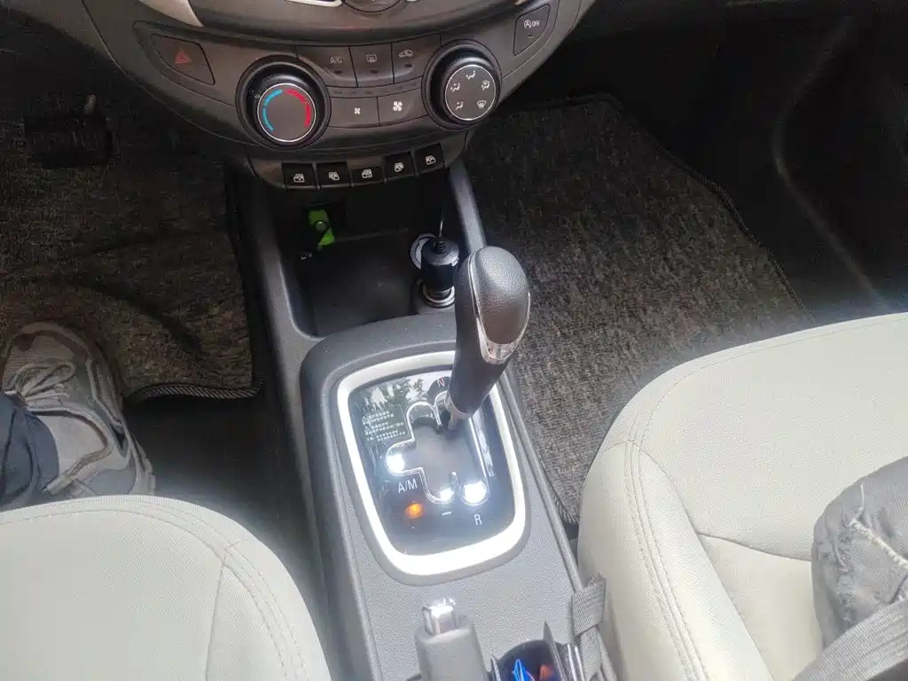 Chevrolet Sail — миниатюра 11