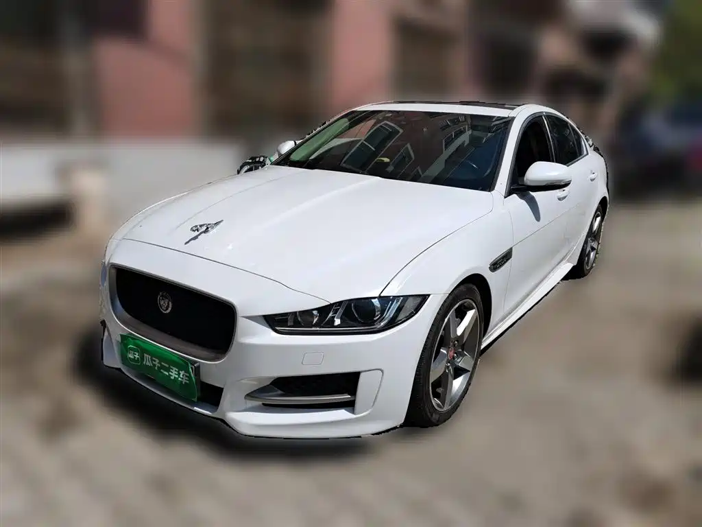 Jaguar XE 2017