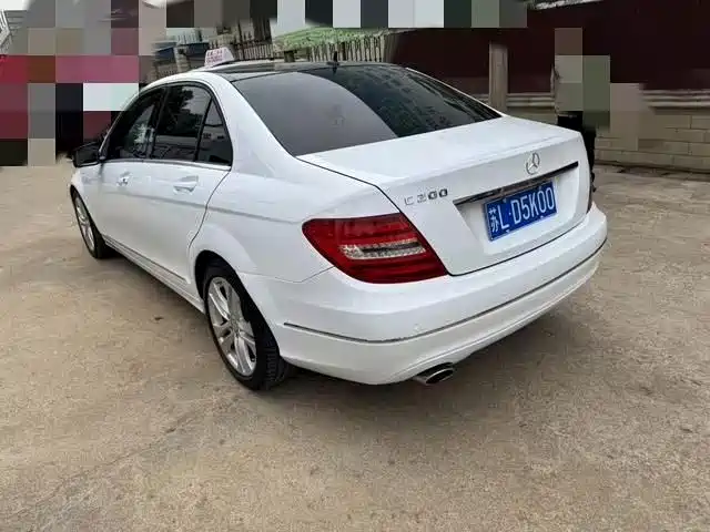 Mercedes-Benz C-Class — миниатюра 4