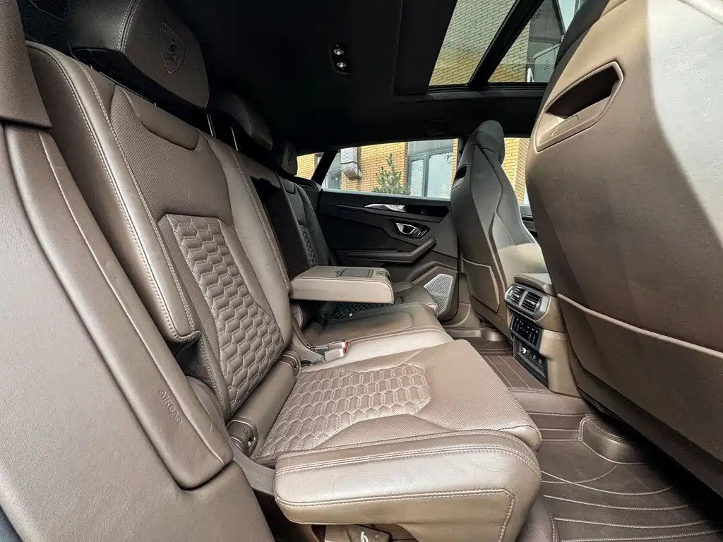 Lamborghini Urus 2023 4.0T V8 S