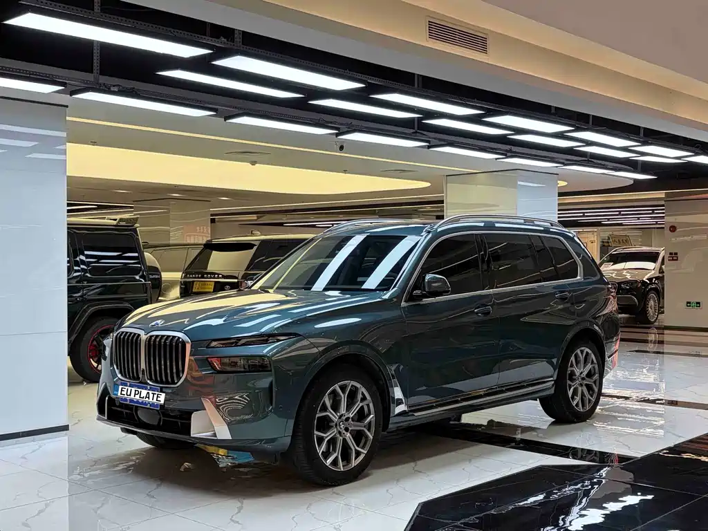 BMW X7 2022