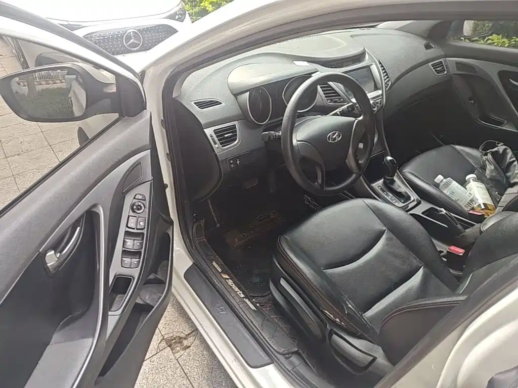 Hyundai Elantra Langdong — миниатюра 23