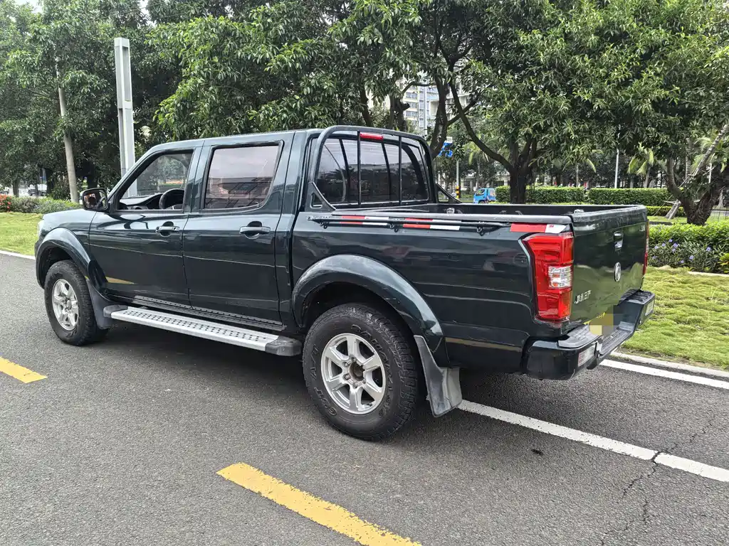 Dongfeng Rich — миниатюра 6