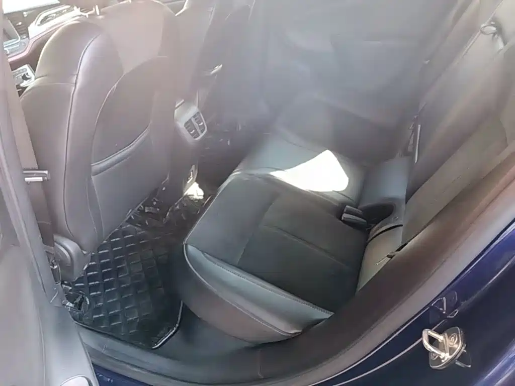 Buick Verano — миниатюра 17
