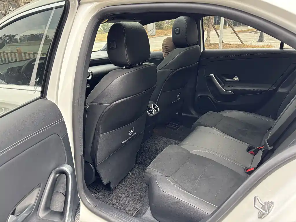 MERCEDES-BENZ A CLASS