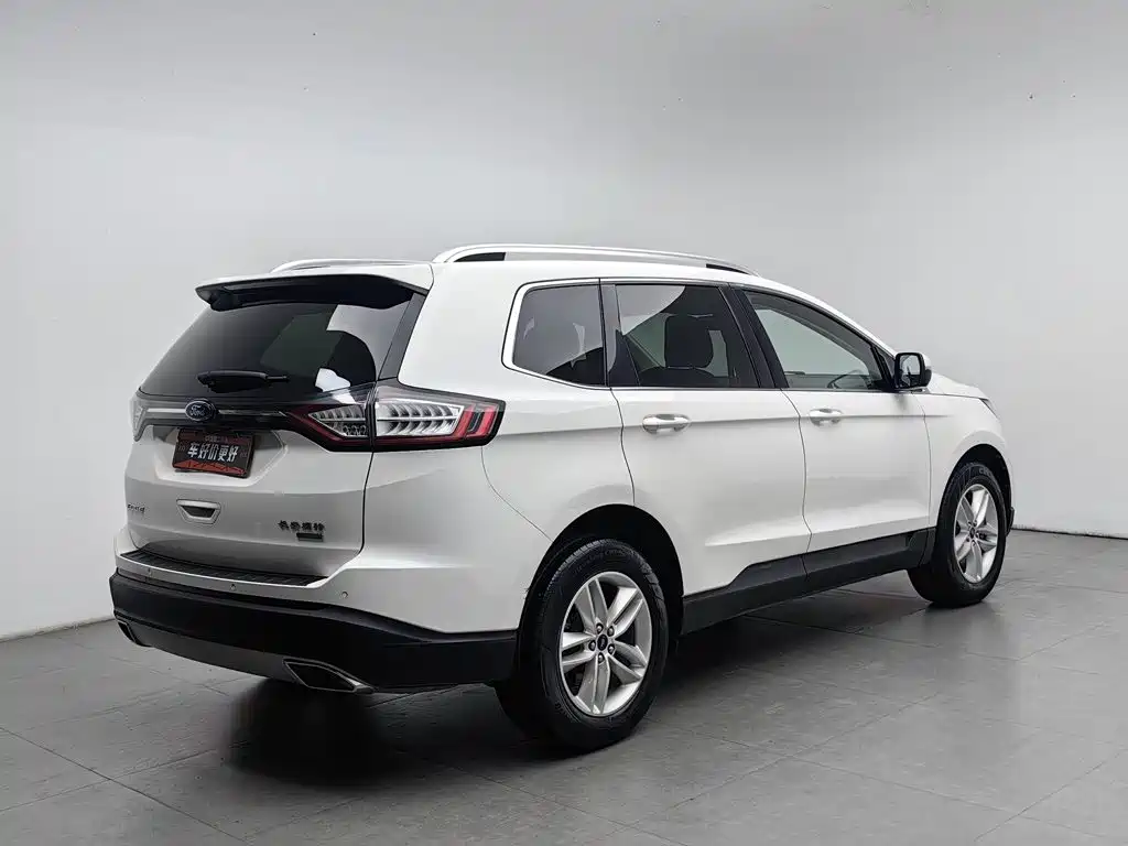 Ford Edge — миниатюра 2