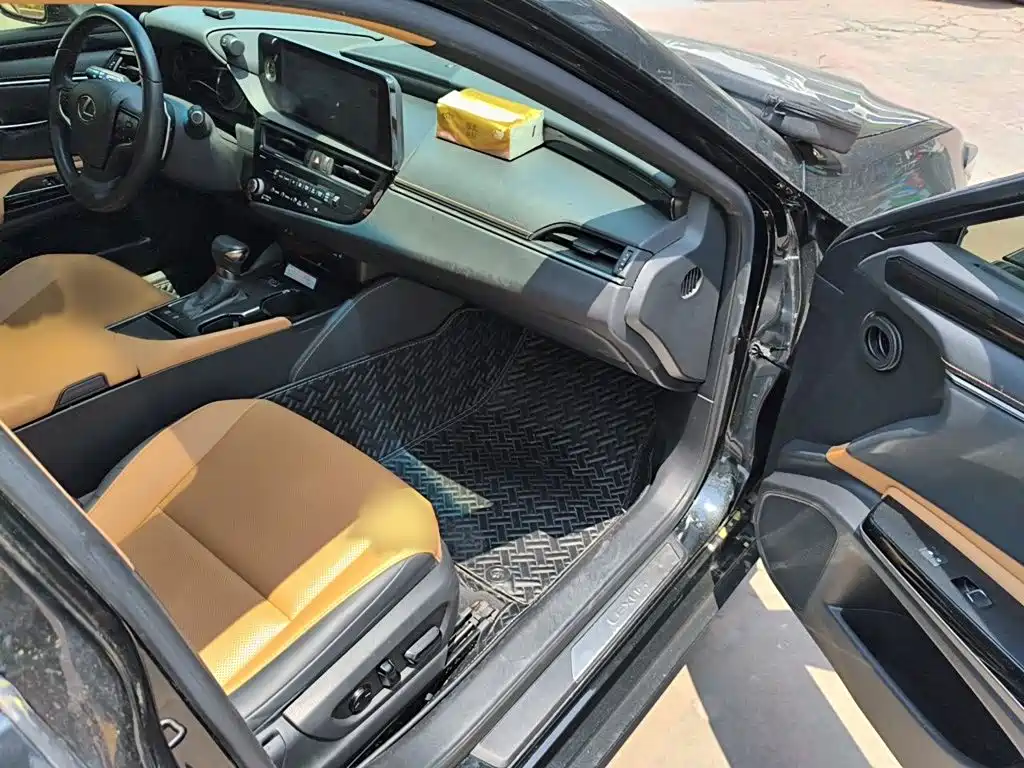 Lexus ES — миниатюра 20