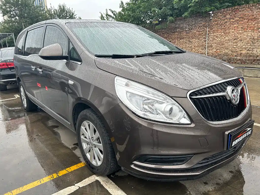 Buick GL8 — миниатюра 3