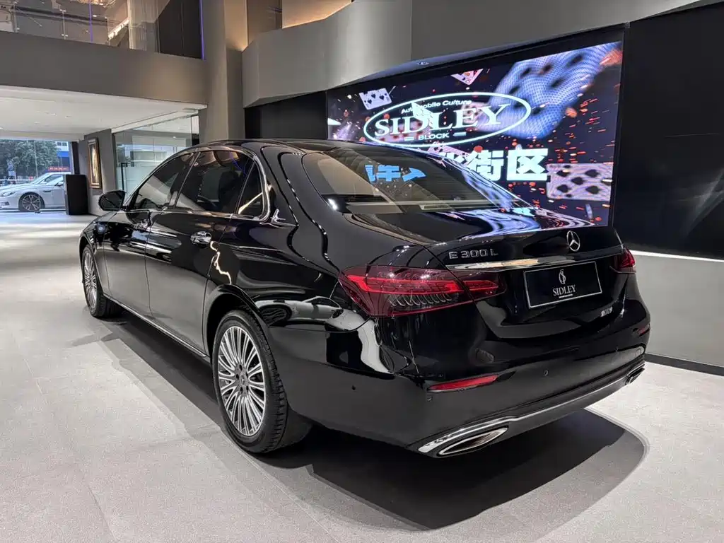 Mercedes-Benz E-Class E 2023 E 300 L Fashion