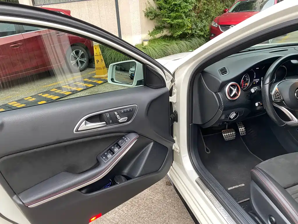 Mercedes-Benz A-Class (Import) — миниатюра 11