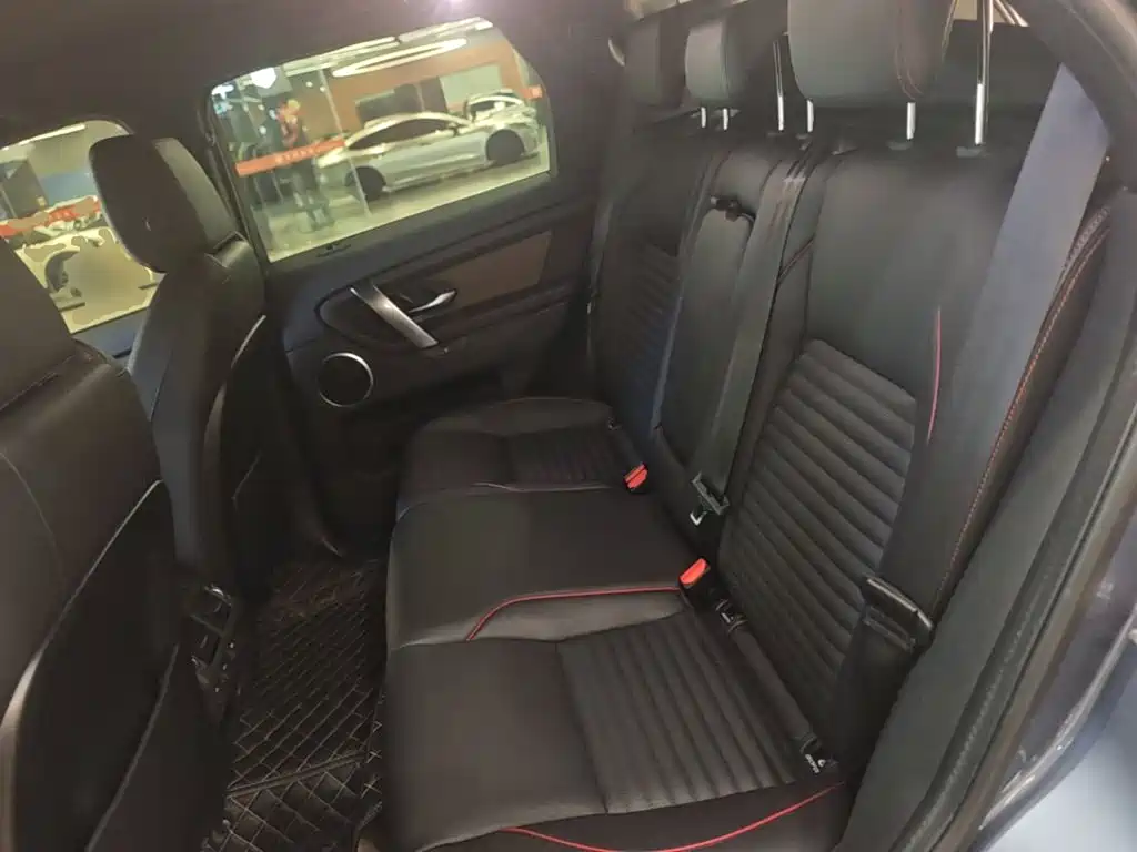 Land Rover Discovery Sport — миниатюра 17