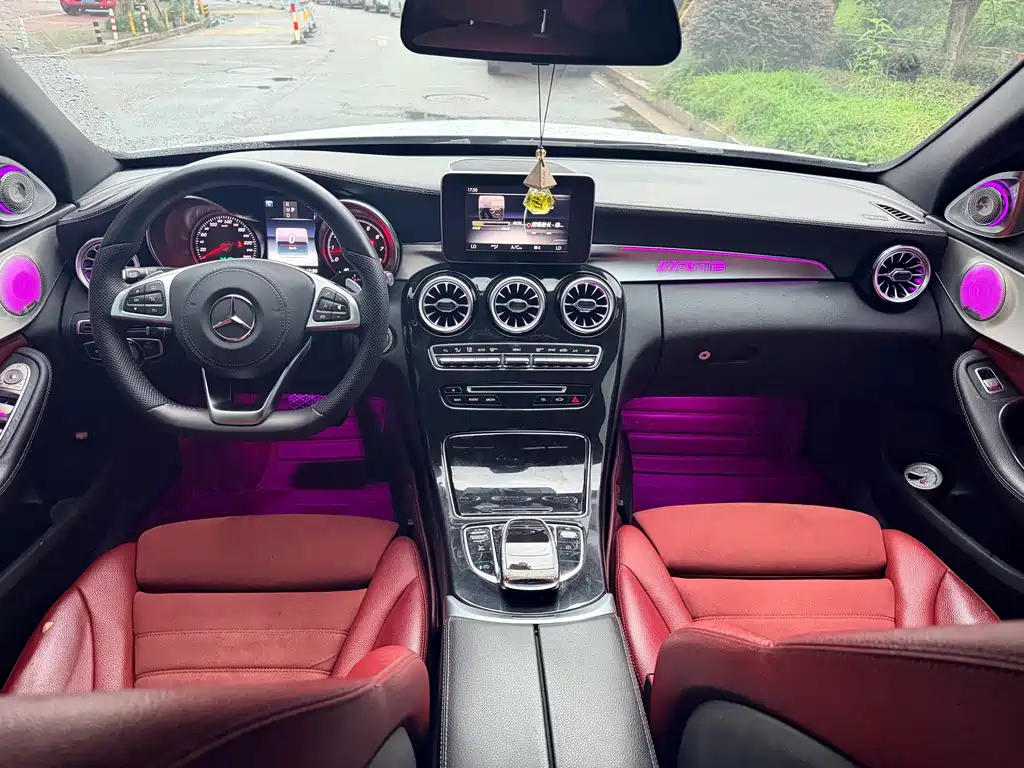 Mercedes-Benz C-Class — миниатюра 6