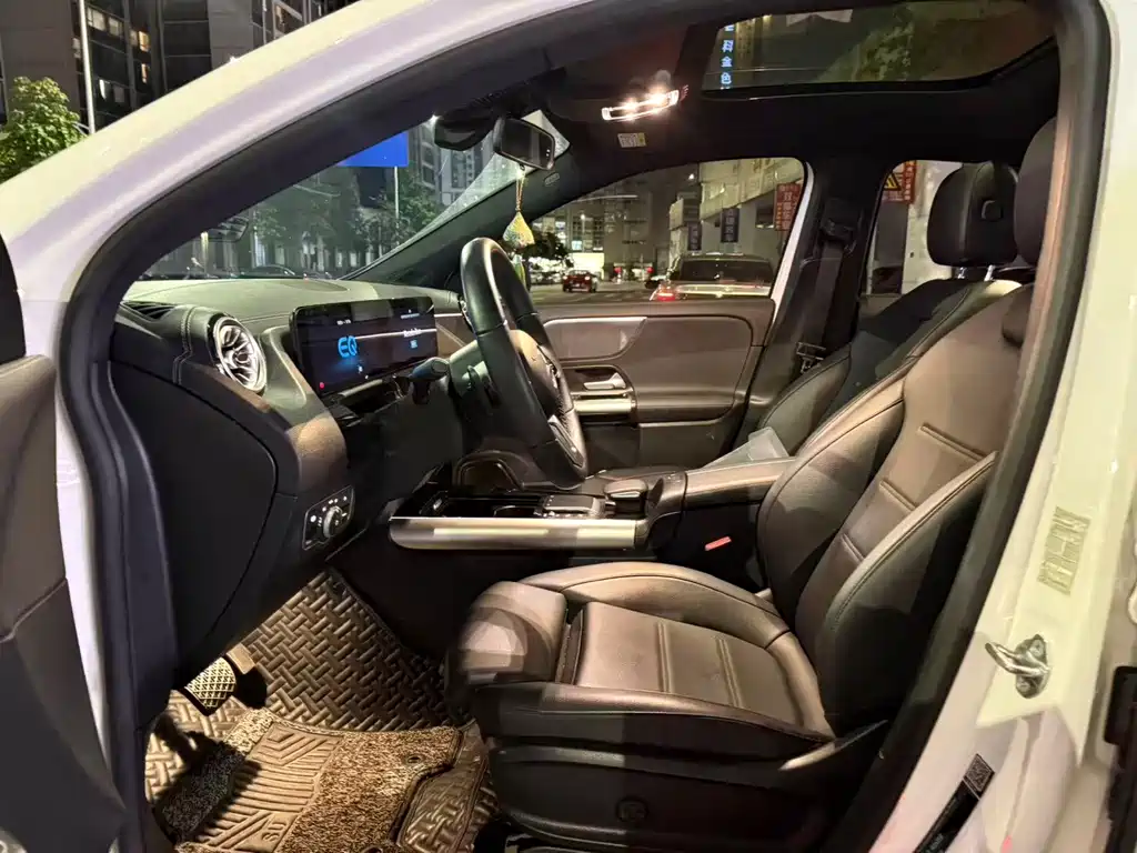Mercedes-Benz EQA — миниатюра 4