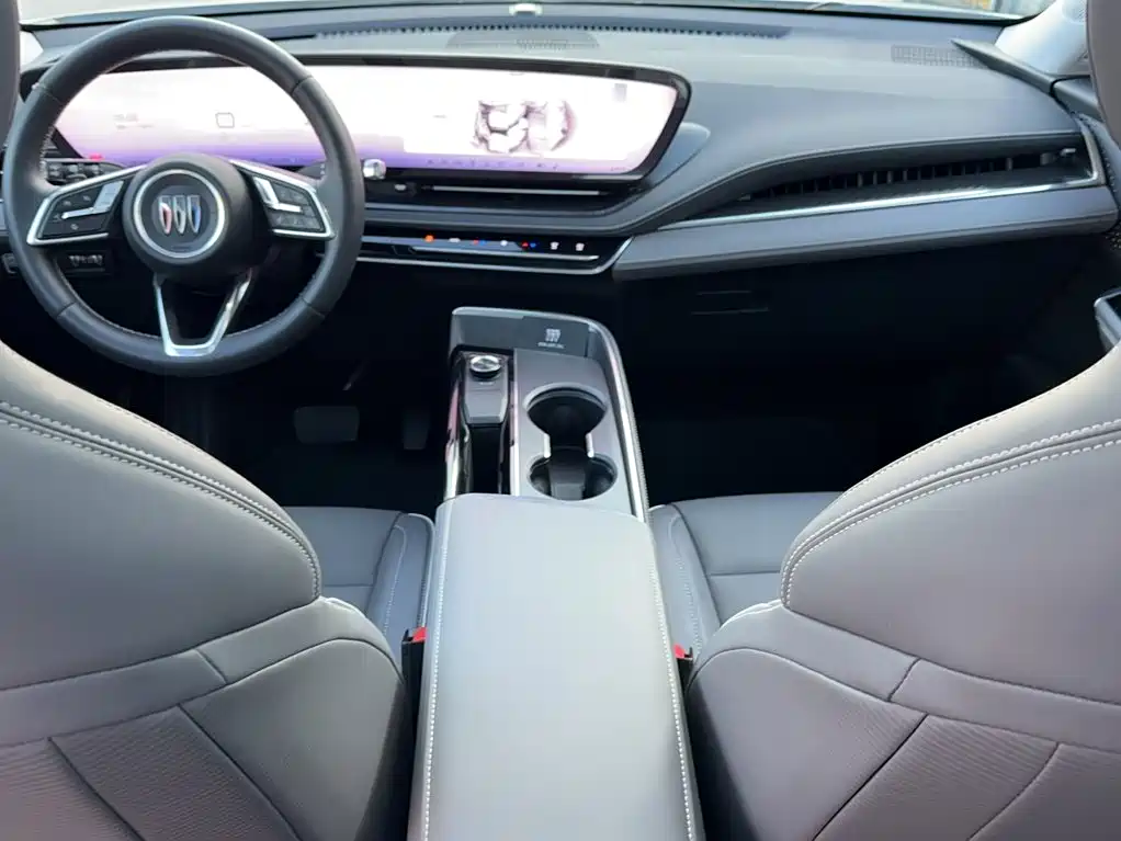 Buick E5 — миниатюра 10