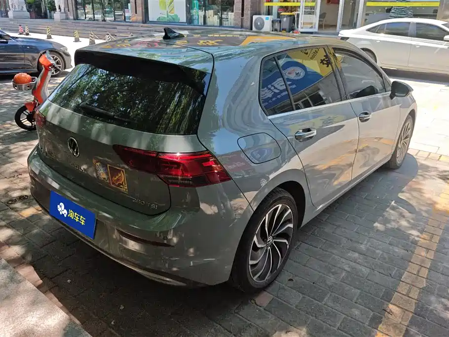 Volkswagen Golf 2023 280TSI DSG Pro 20