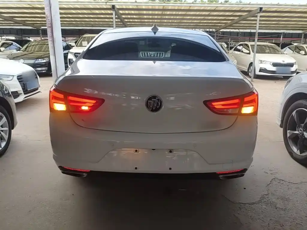 Buick Verano — миниатюра 6