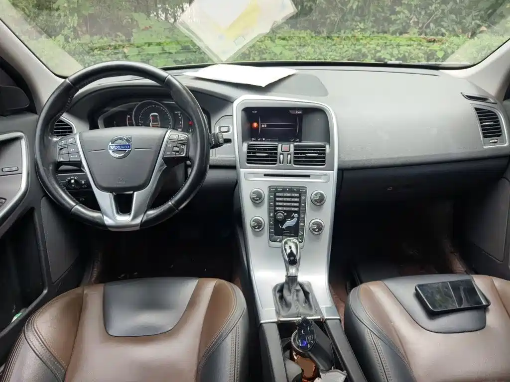 Volvo XC60 — миниатюра 13