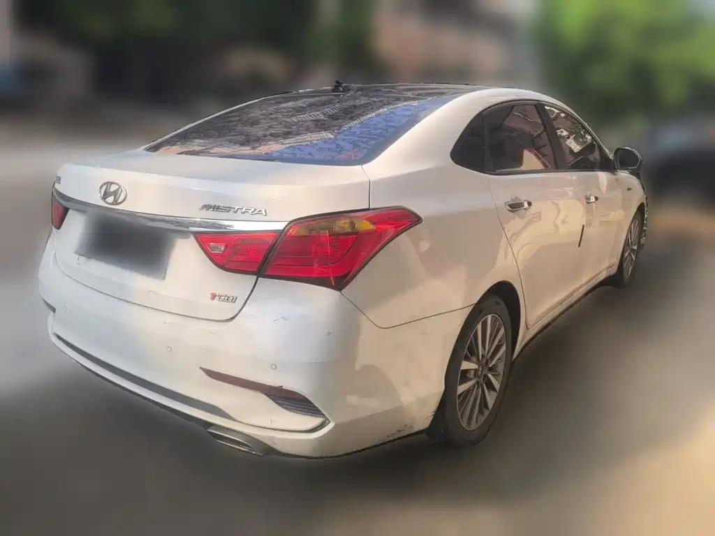 Hyundai Mistra — миниатюра 5