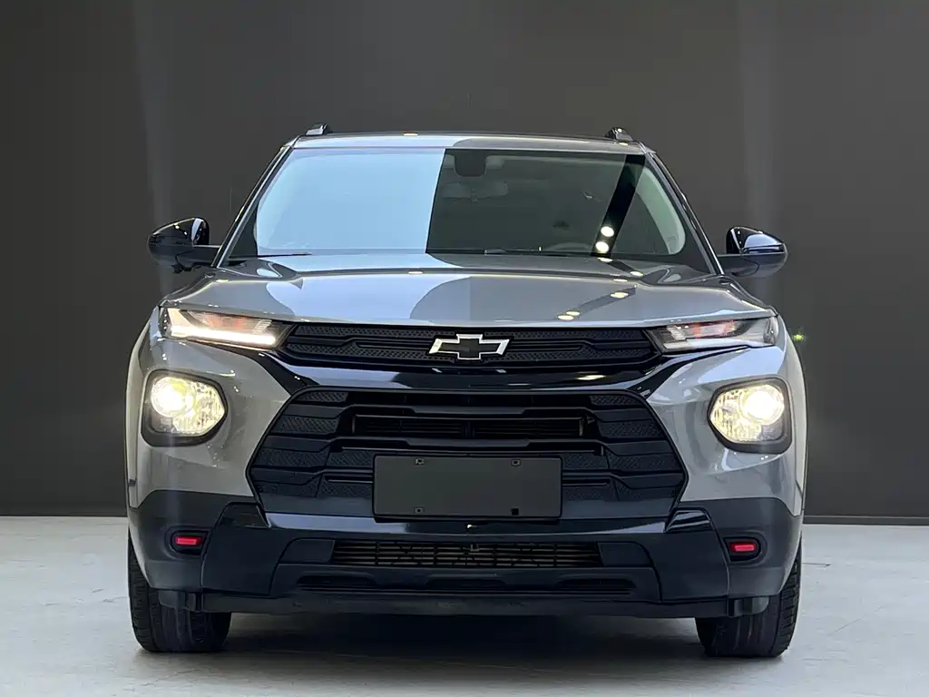 Chevrolet Tracker — миниатюра 2
