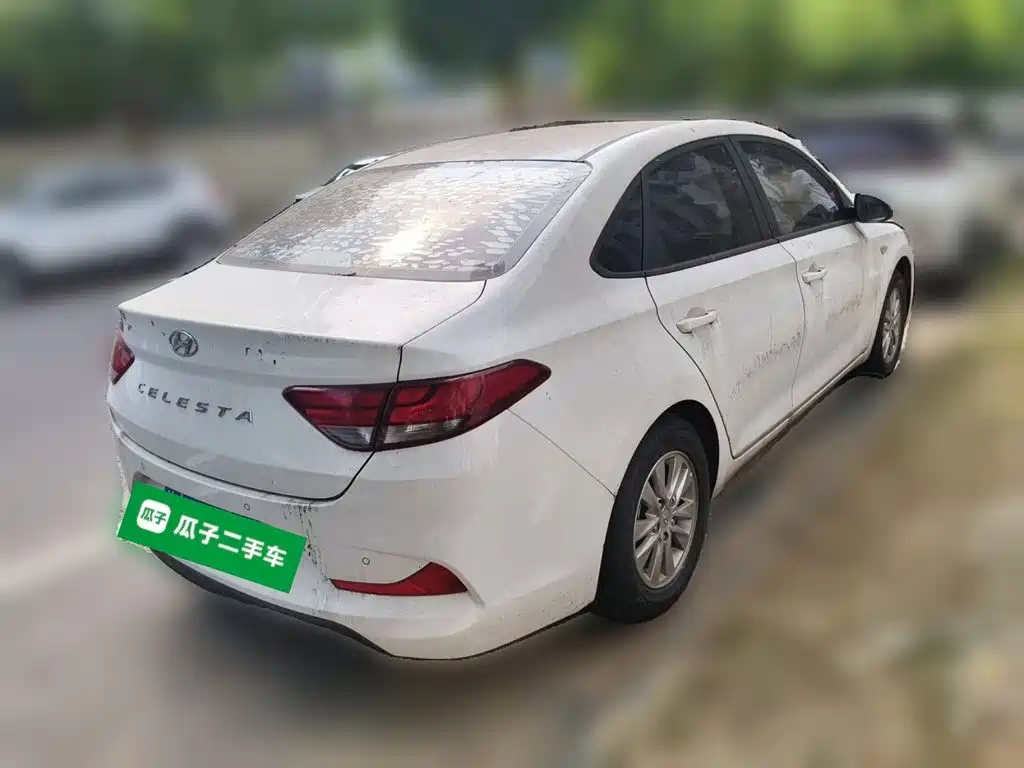 Hyundai Elantra — миниатюра 5