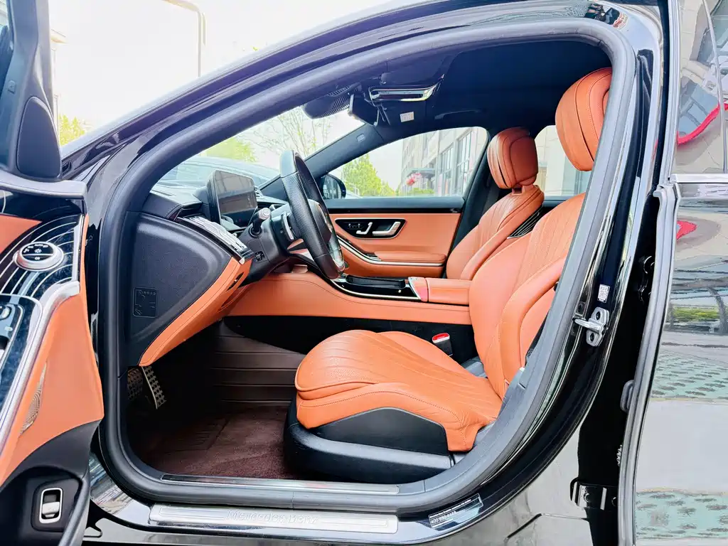 Mercedes-Benz S-Class — миниатюра 7