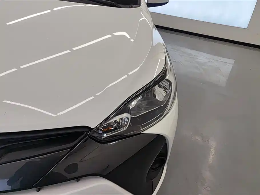 TOYOTA YARIS L ZHIXUAN