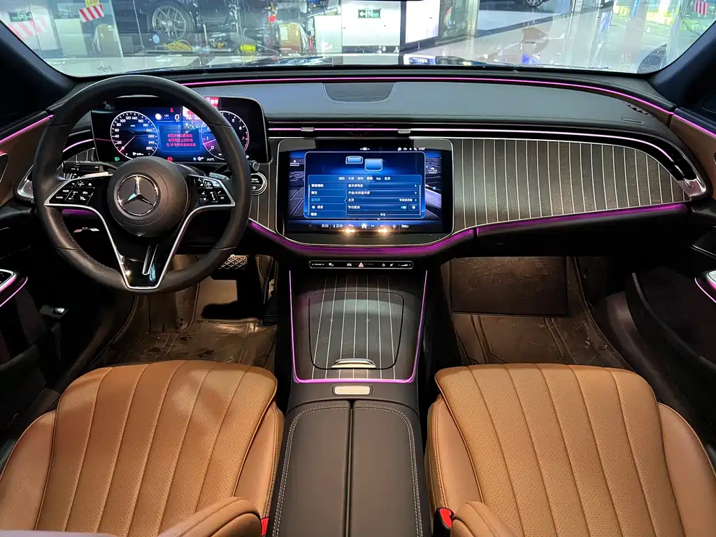 MERCEDES-BENZ E CLASS