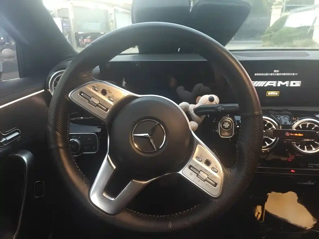 Mercedes-Benz A-Class — миниатюра 6