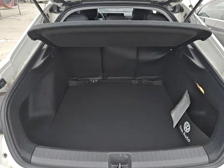 Volkswagen Lamando — миниатюра 4