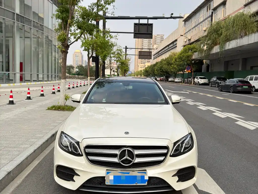 Mercedes-Benz E-Class E 2020 E 300 L Sport Fashion