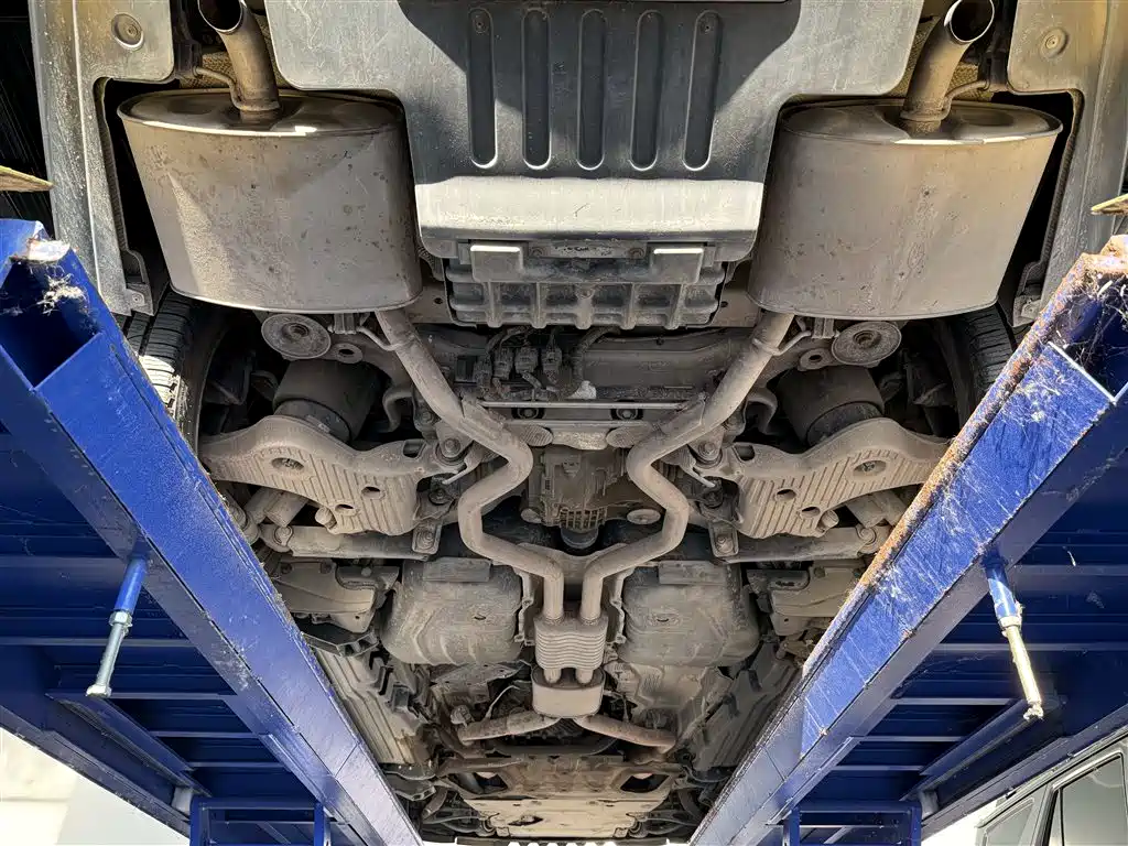 Land Rover Range Rover — миниатюра 32