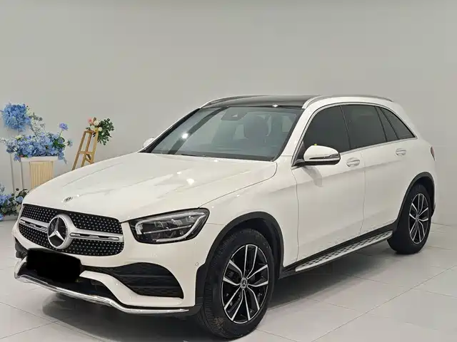 MERCEDES-BENZ GLC
