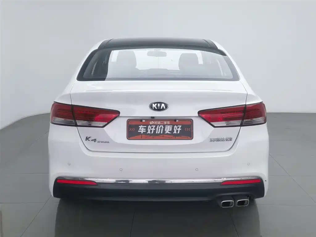 KIA K4
