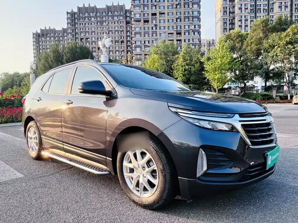 Chevrolet Equinox — миниатюра 17