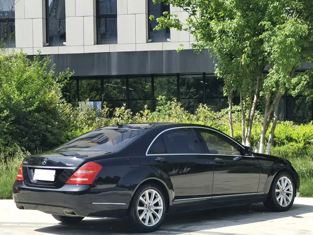 Mercedes-Benz S-Class S 2010 S 300 L Luxury