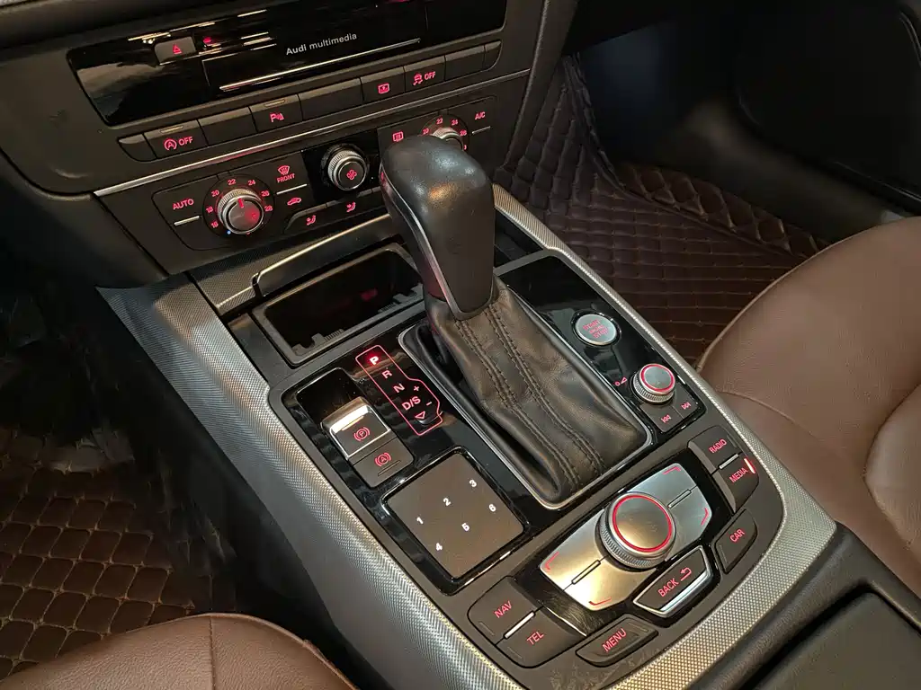 Audi A6L — миниатюра 13