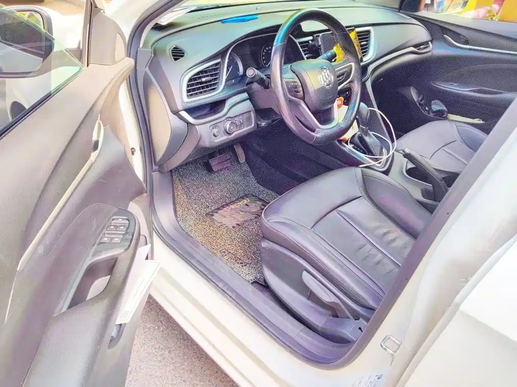 Buick Excelle — миниатюра 12