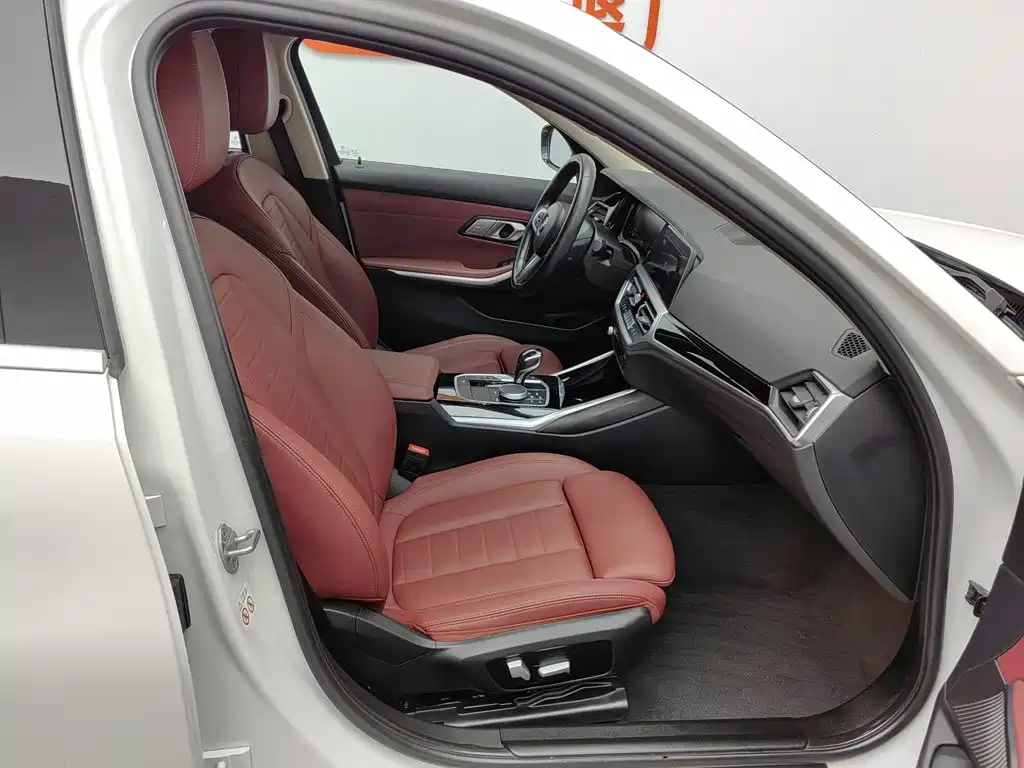 BMW 3 Series — миниатюра 23