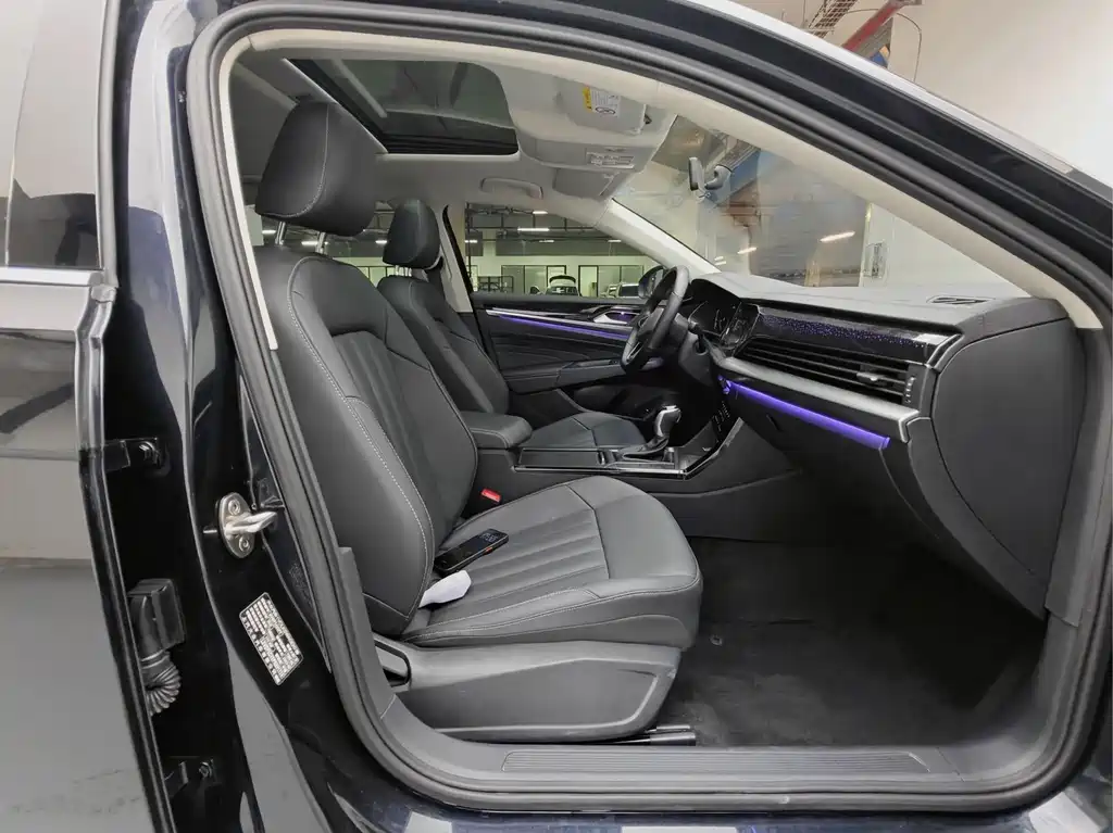 Volkswagen Passat — миниатюра 12